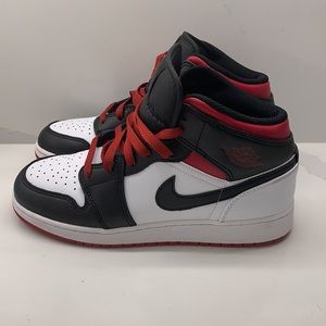 Nike Air Jordan Sz 7Y Good Condition